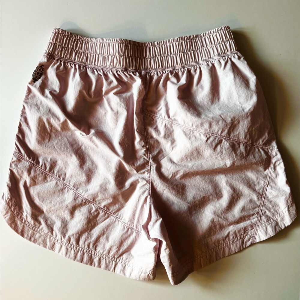 FP Movement Prime Time Solid Shorts, Light Pink, NWOT, Women’s Size Small - Picture 7 of 9